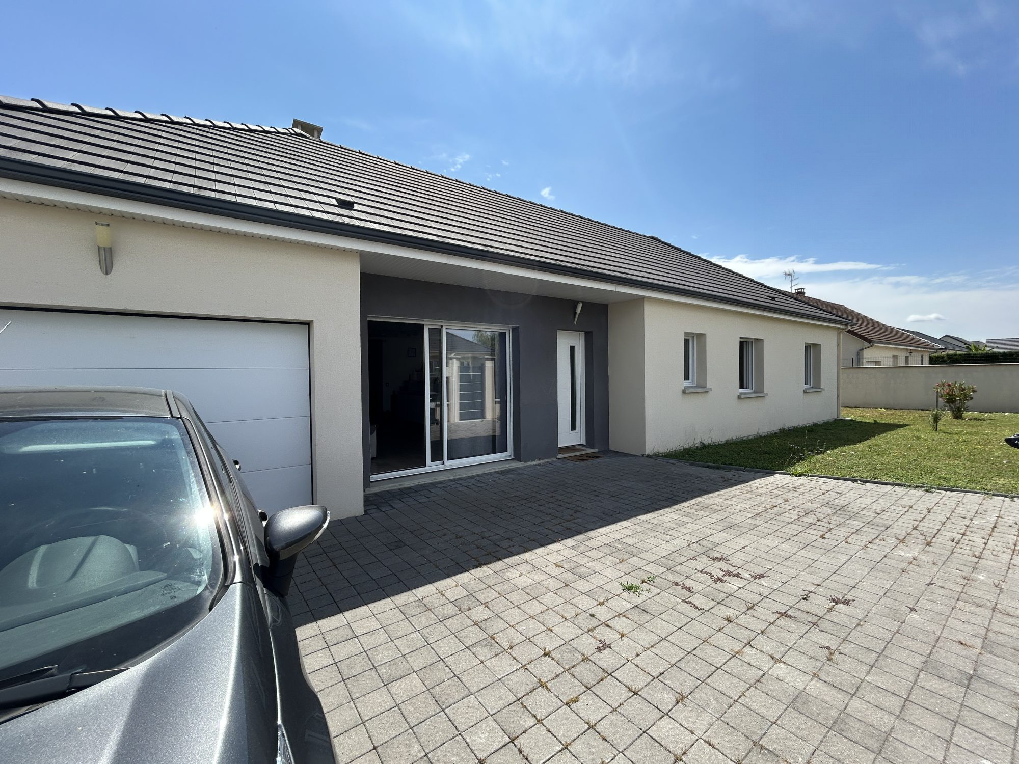 Maison à vendre à Pars-lès-Romilly, 97 m²