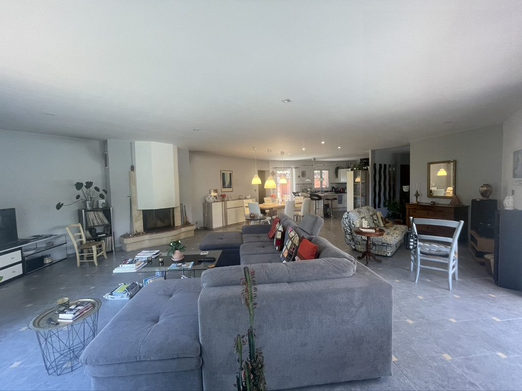 Maison à vendre à Saint-Jean-de-Maruéjols-et-Avéjan, 132 m²