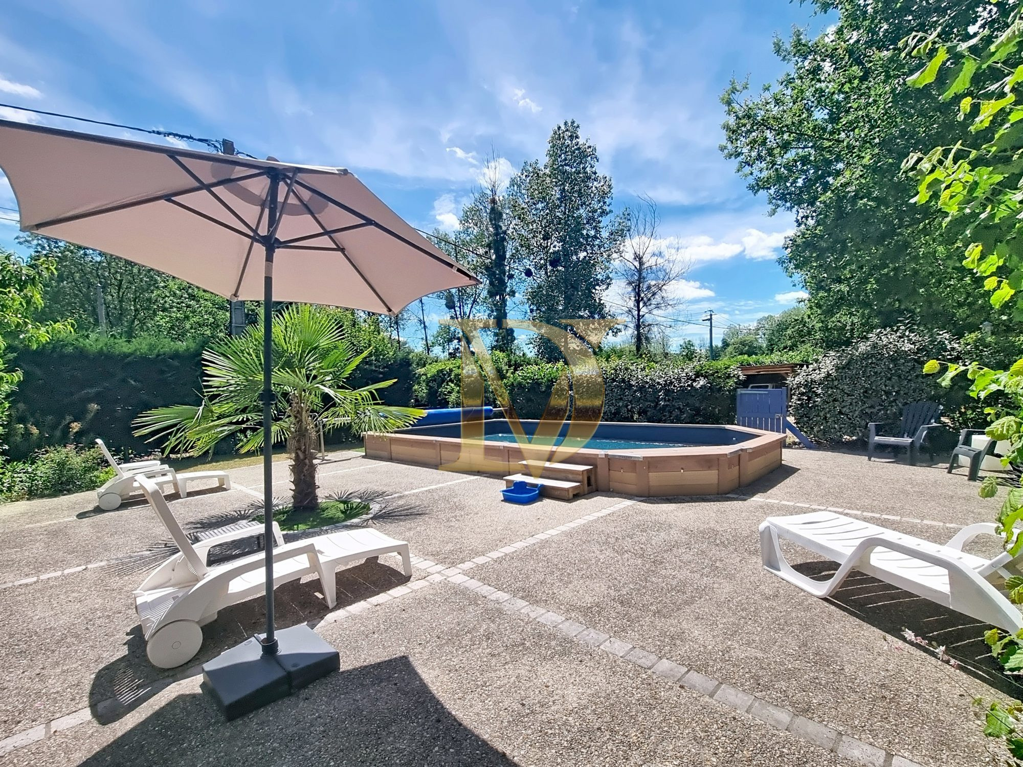 Maison à vendre à Saint-Georges-sur-Cher, 354 m²