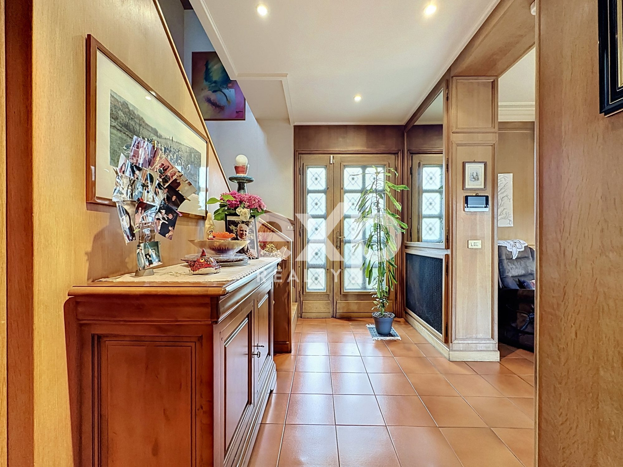 Maison 9 pièces 178 m² · à Saint-Denis · 178 m² · 442 000 €