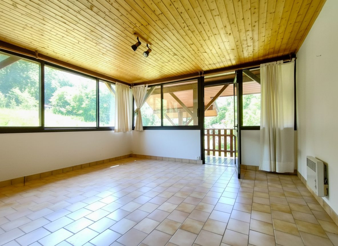 Maison à vendre à Apremont, 270 m²