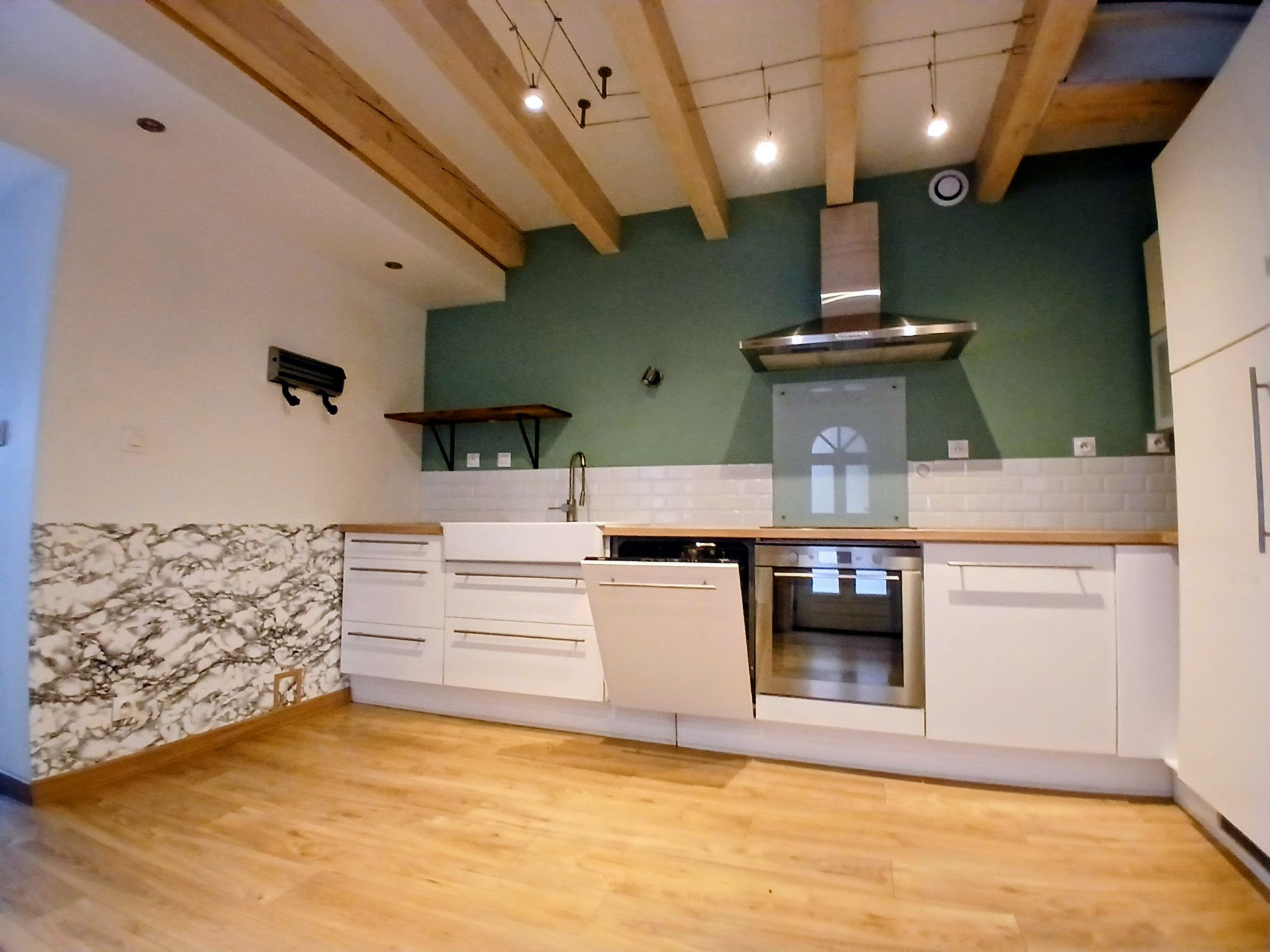 Maison à vendre à Montmélian, 73 m²