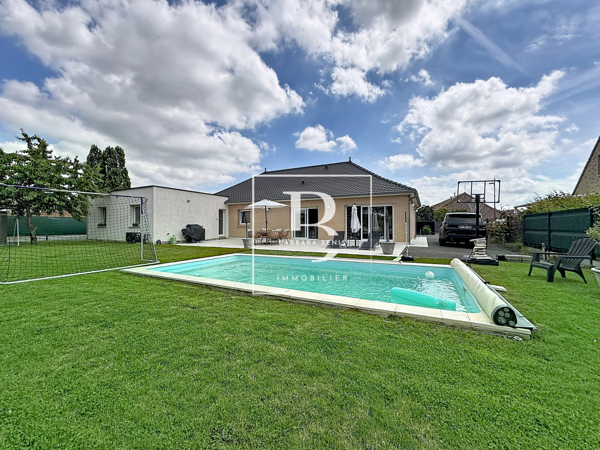 AUBERCHICOURT - Plain-pied individuel 3 chambres, possibilité 4, avec piscine