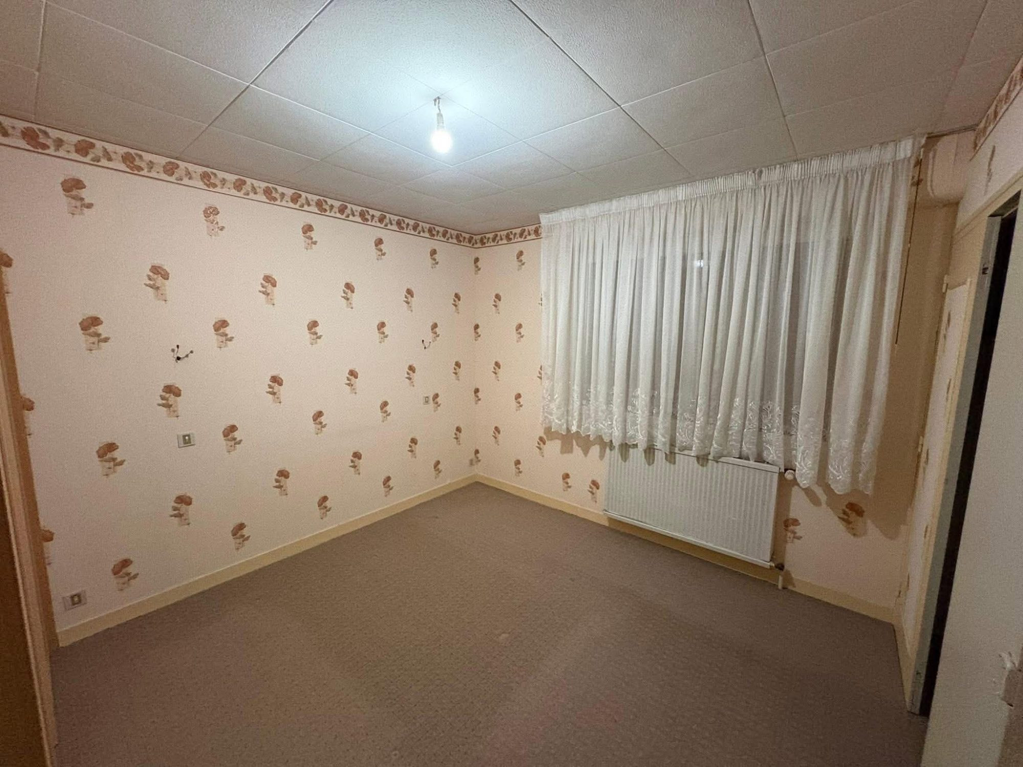 Maison à vendre à Aiglemont, 102 m²