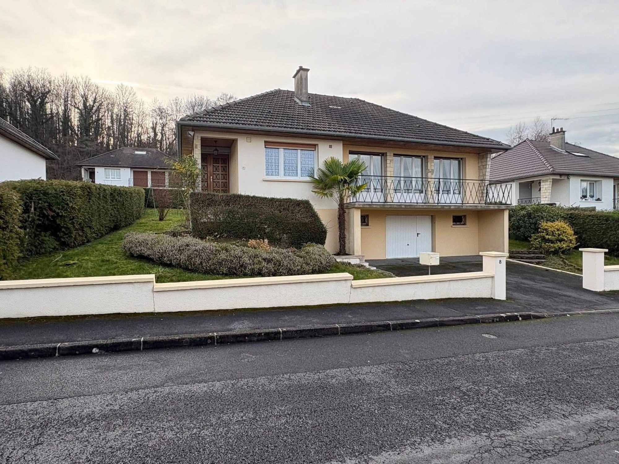 Maison à vendre à Aiglemont, 102 m²