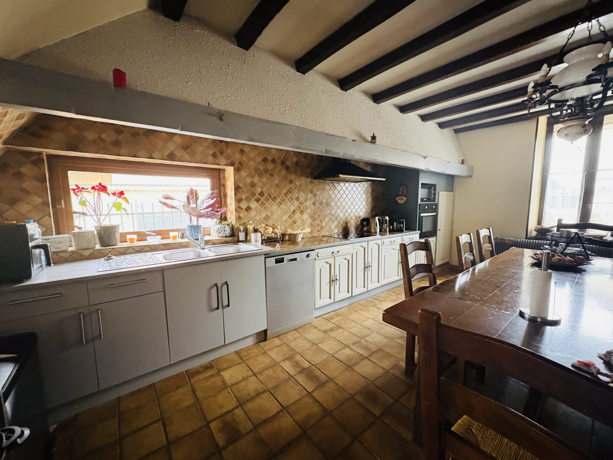 Maison à vendre à Maizières-la-Grande-Paroisse, 189 m²