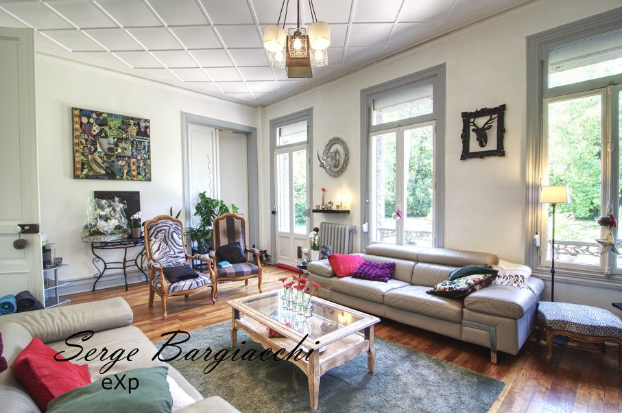 Maison à vendre à Fouquières-lès-Lens, 270 m²