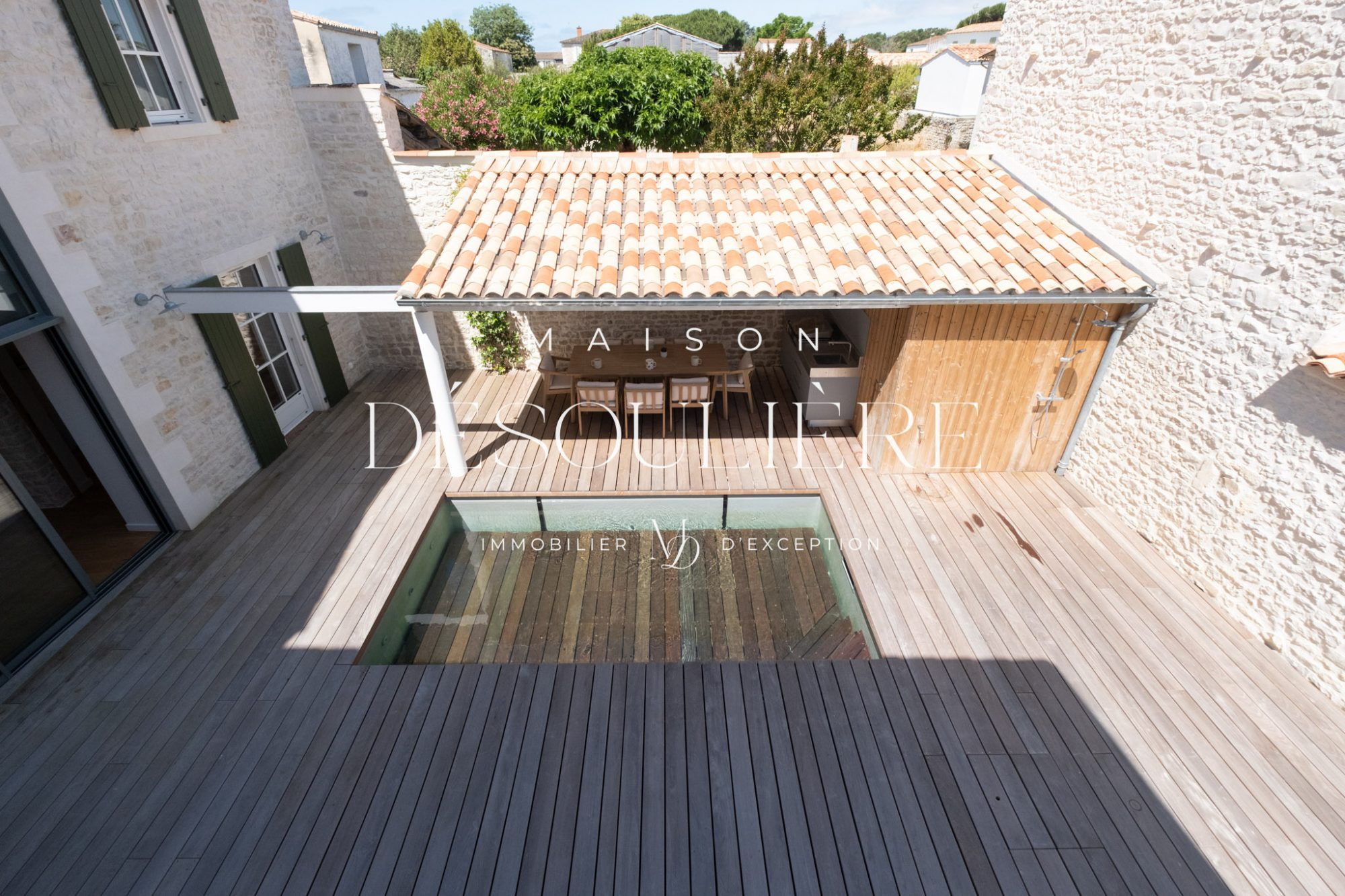 Maison à vendre à A SAINTE-MARIE-DE-RE (CHARENTE-MARITIME), 315 m²