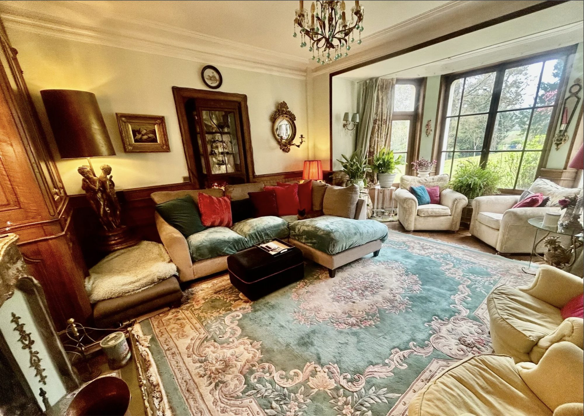 Maison à vendre à Clécy, 351 m²