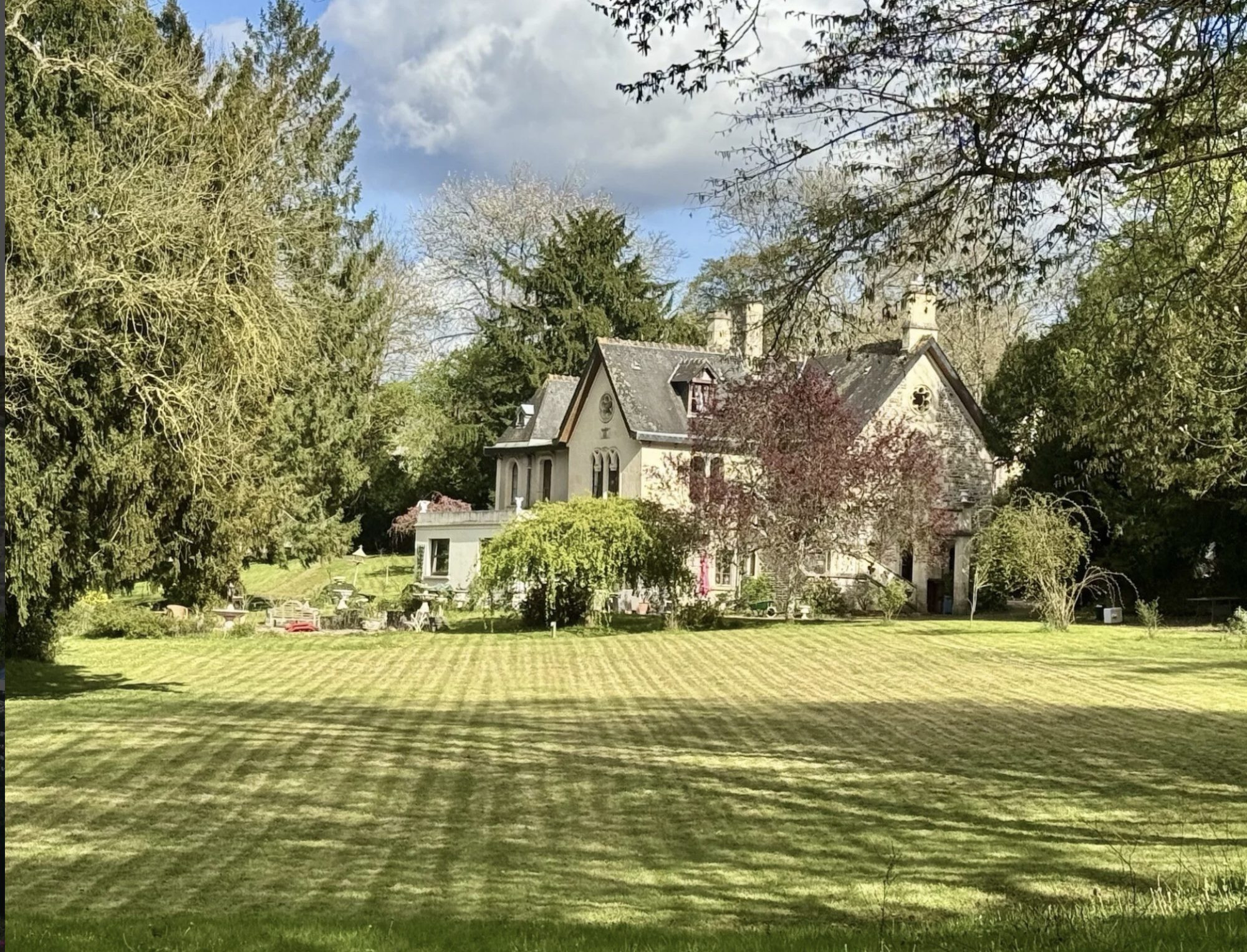 Chateau Gothique en Normandie