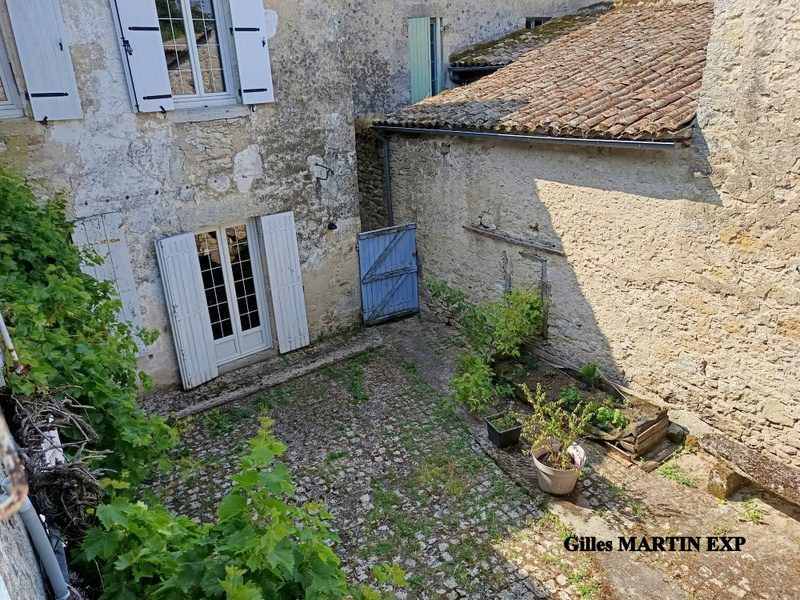 Maison à vendre à Saint-Méard-de-Gurçon, 273 m²
