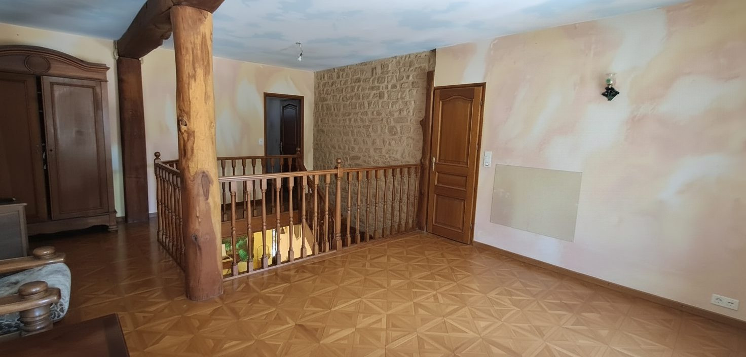 Maison 6 pièces 163 m² · à Vrigne aux Bois · 163 m² · 249 000 €