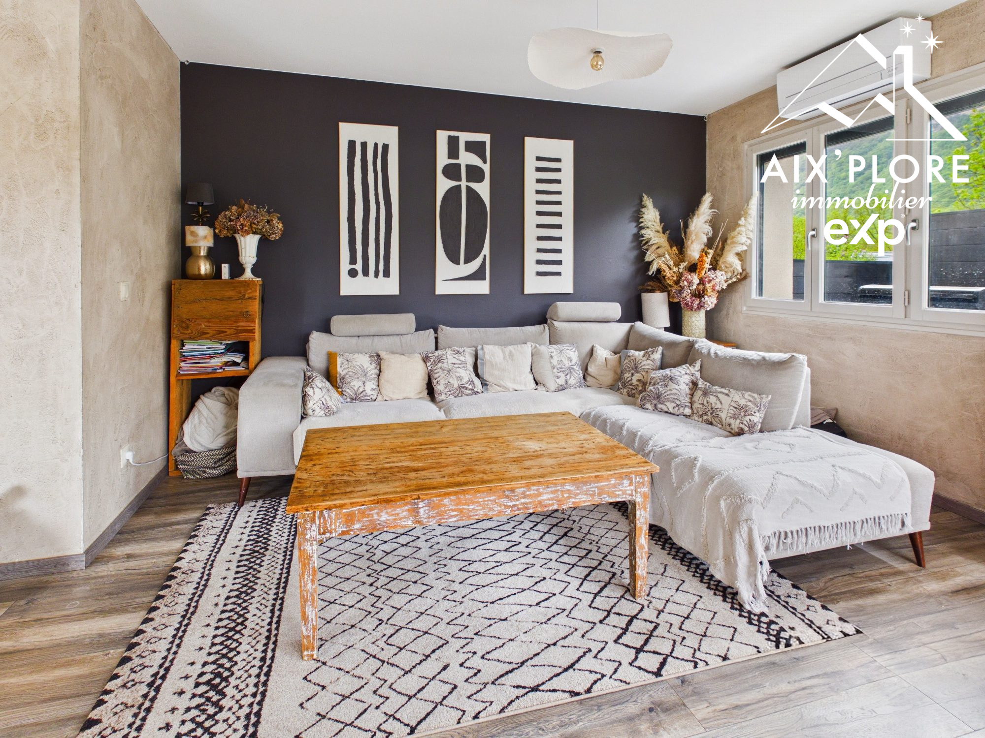 Maison à vendre à Sonnaz, 220 m²