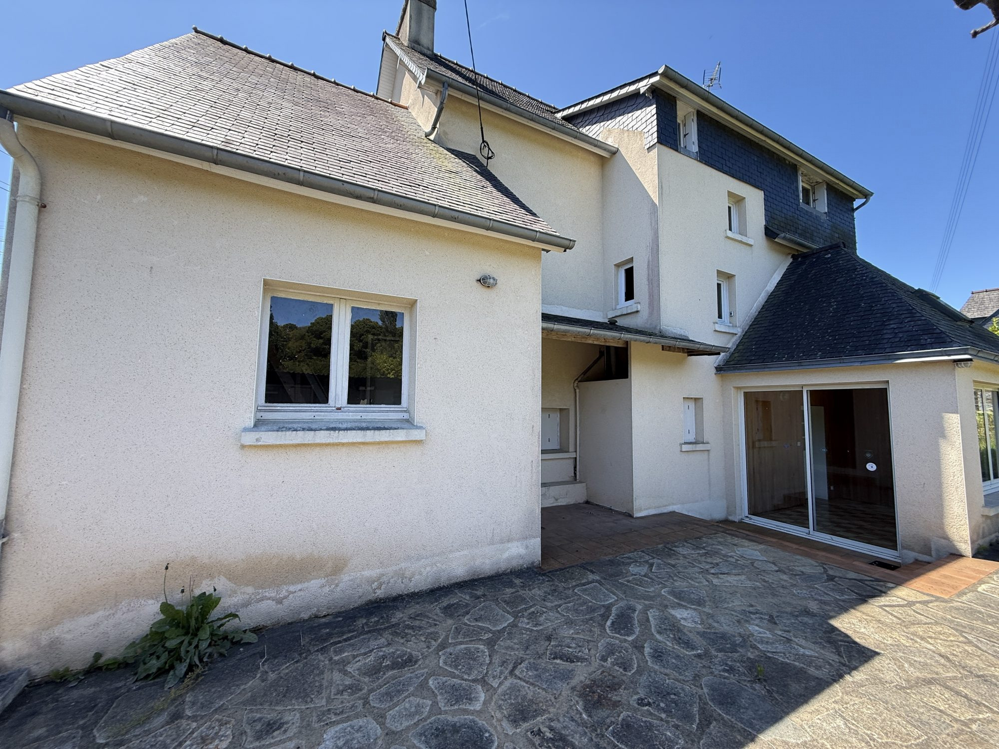Maison à vendre à Saint-Quay-Perros, 120 m²
