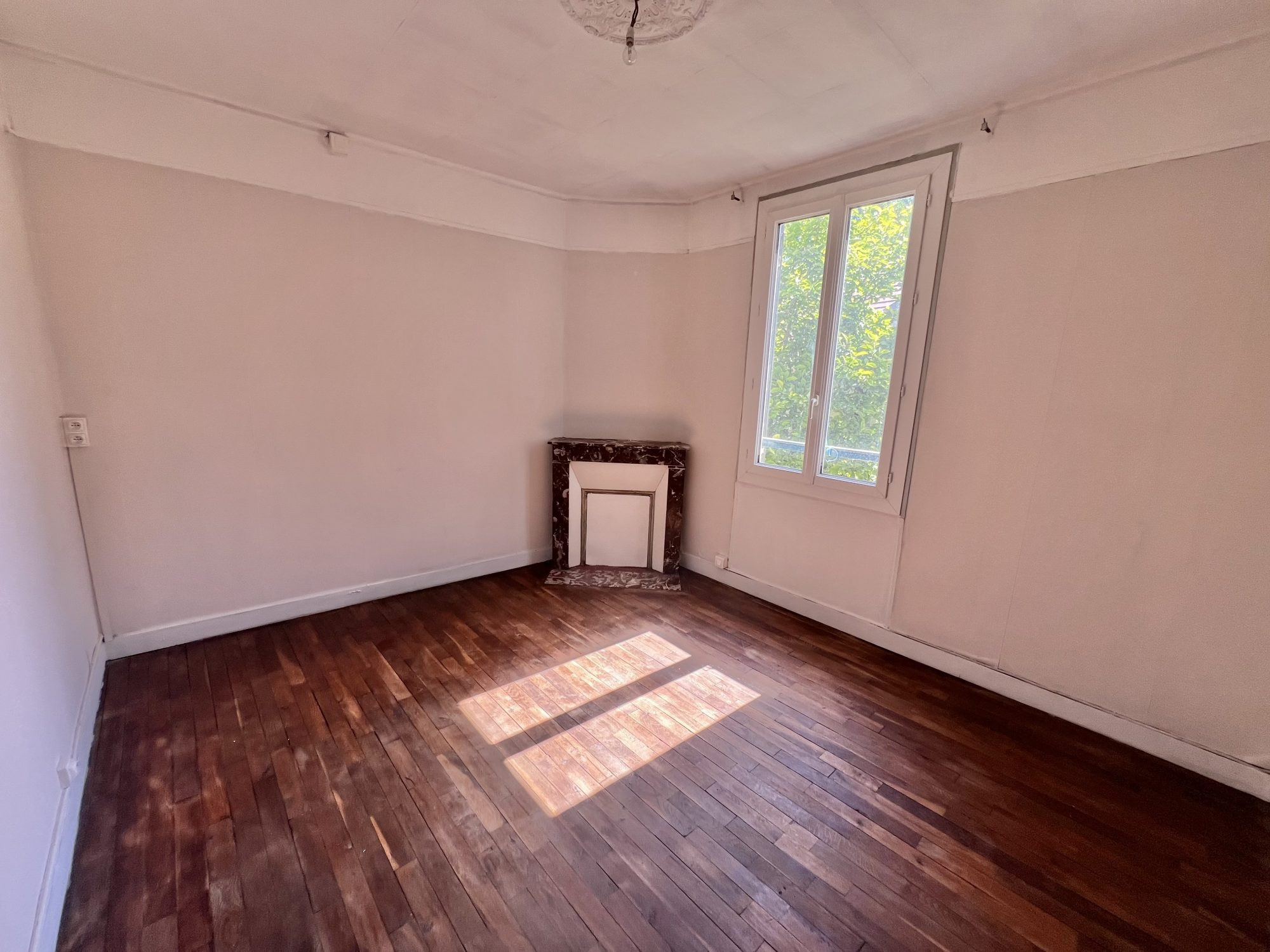 Maison à vendre à Oinville-sur-Montcient, 64 m²