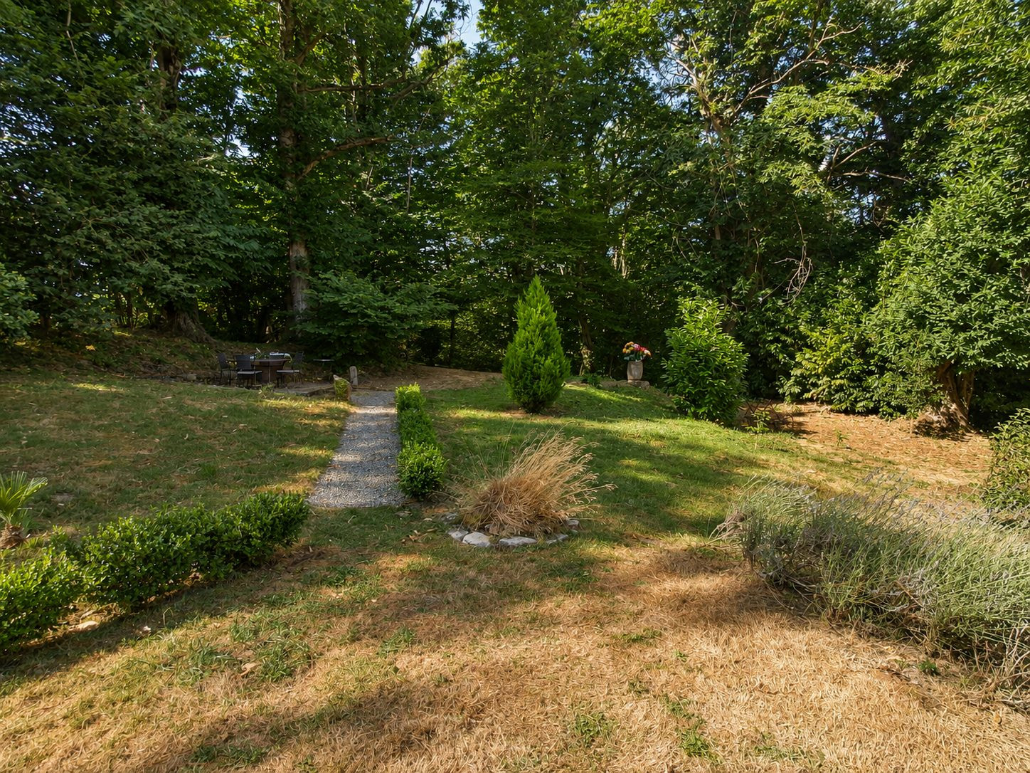 House for sale in Saint-Léger-Bridereix, 76 m²