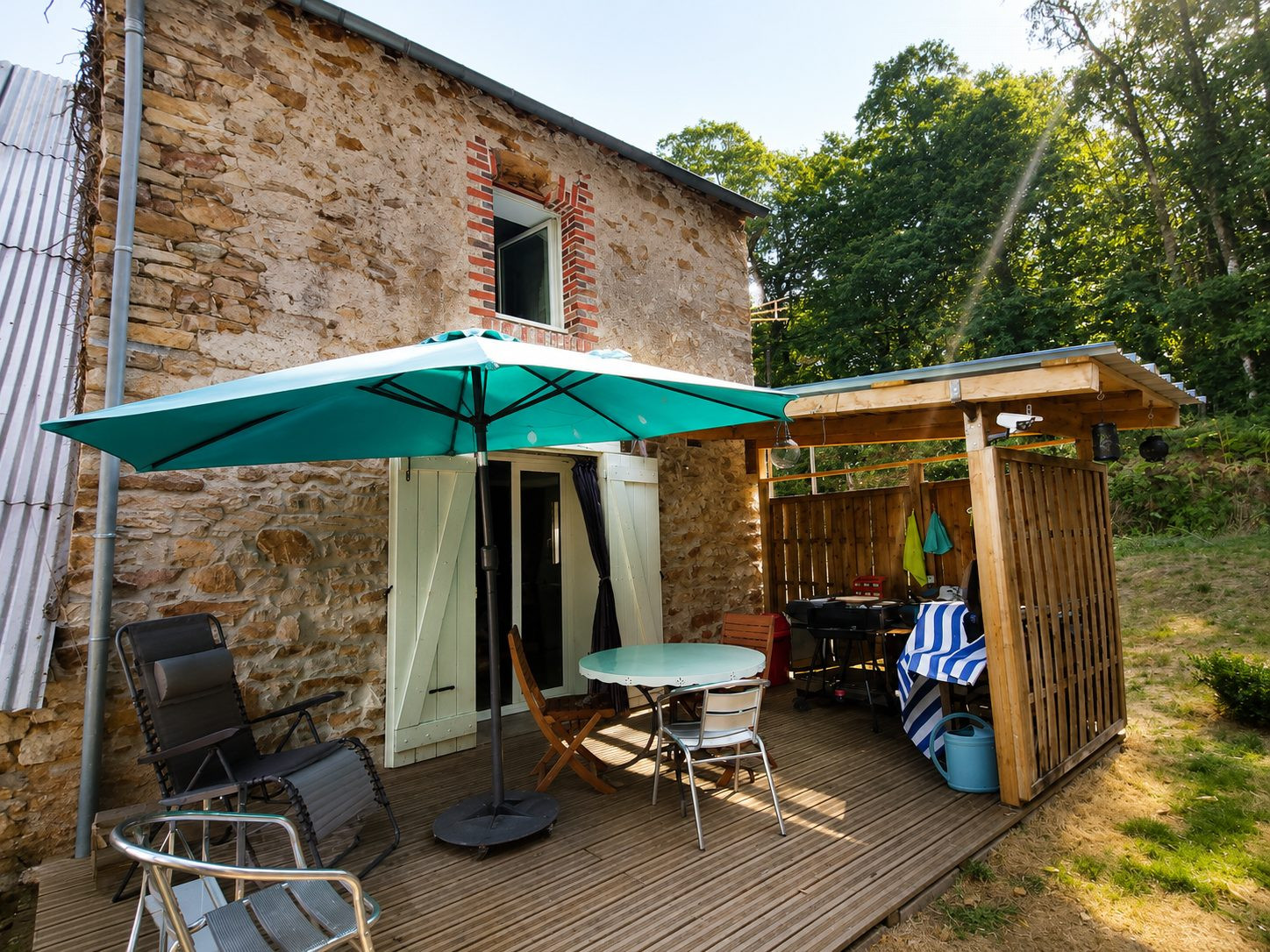 House for sale in Saint-Léger-Bridereix, 76 m²