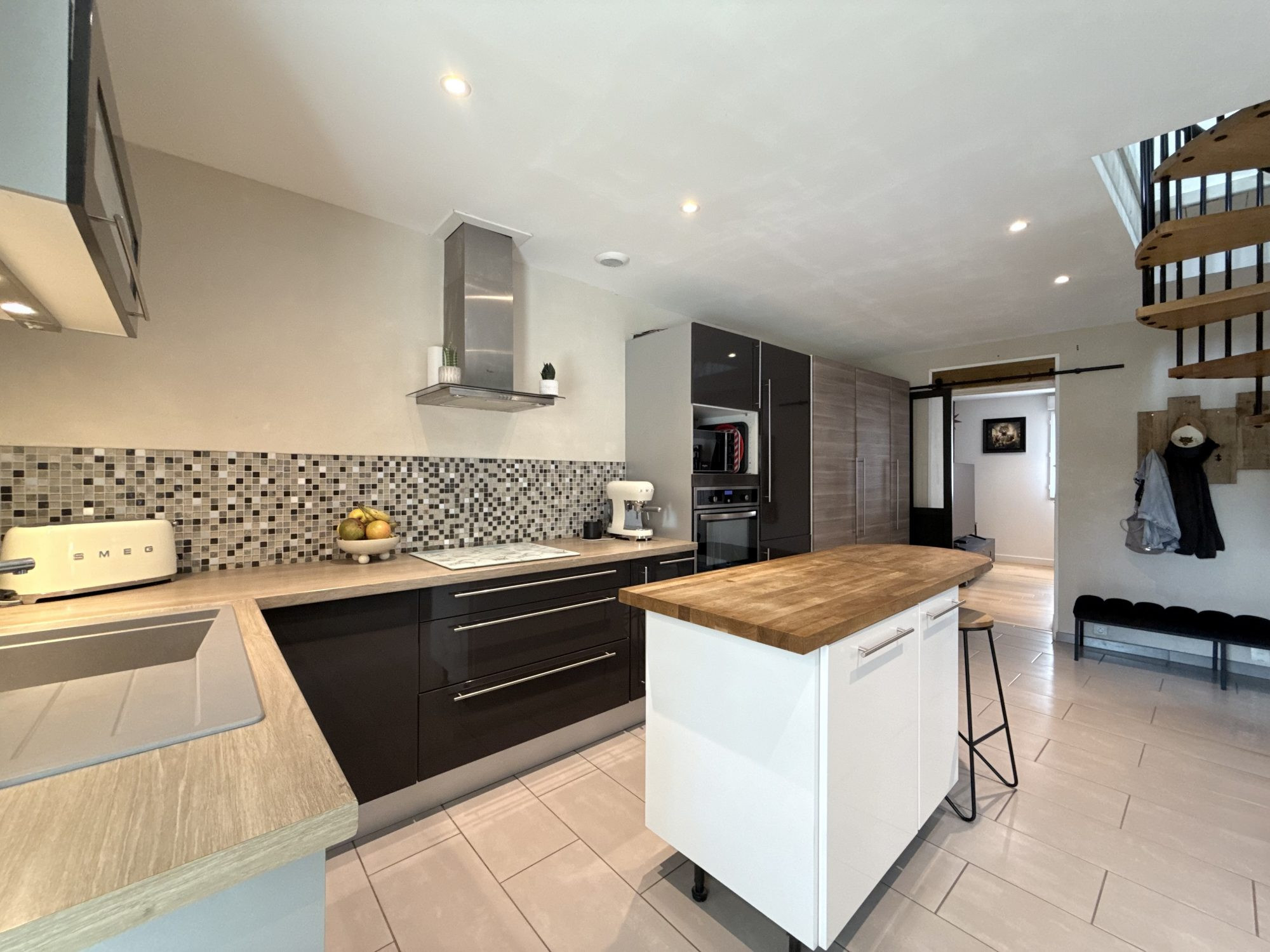 Maison à vendre à Salles-sur-Mer, 95 m²