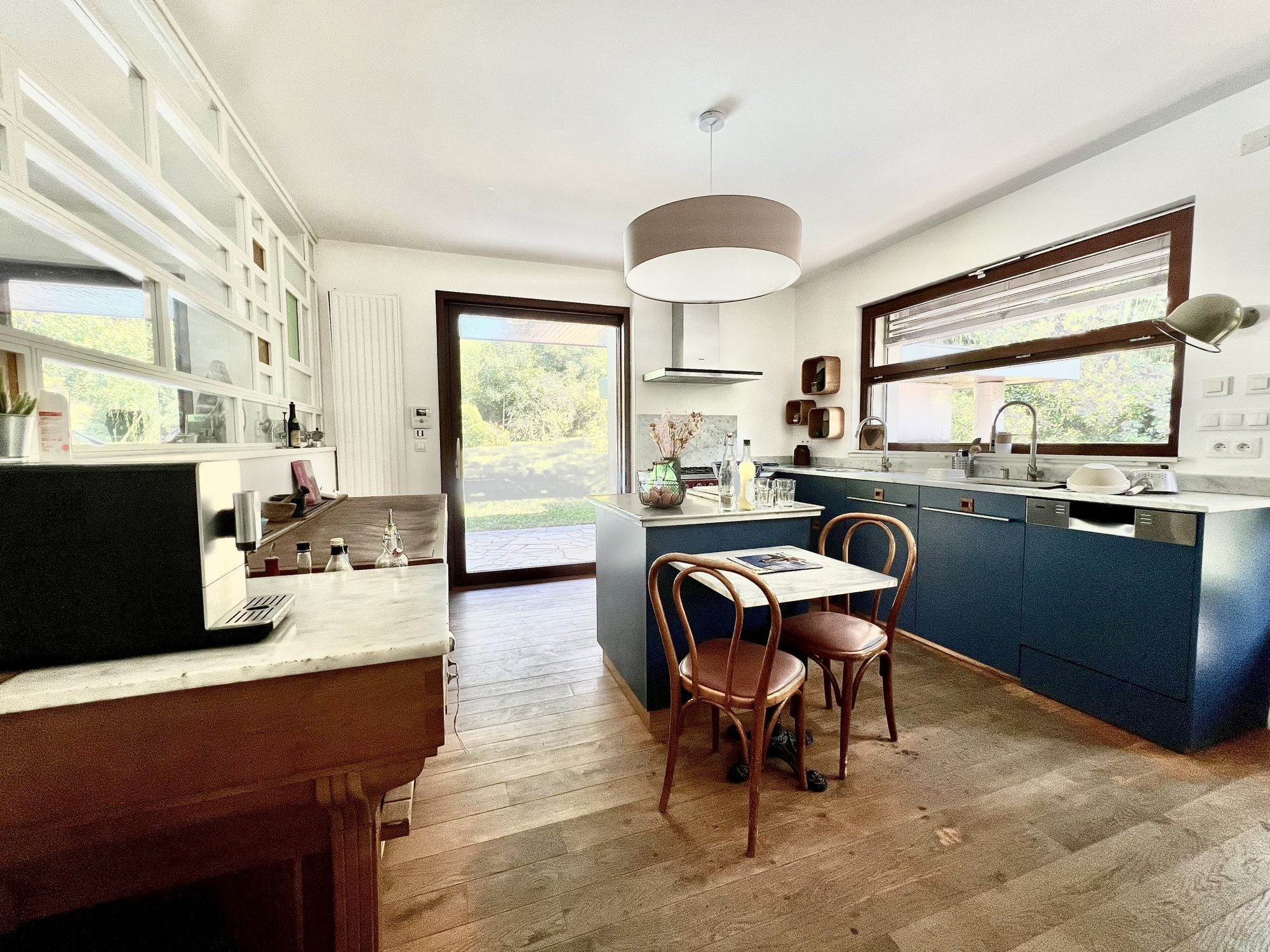 Maison à vendre à Cailloux-sur-Fontaines, 270 m²