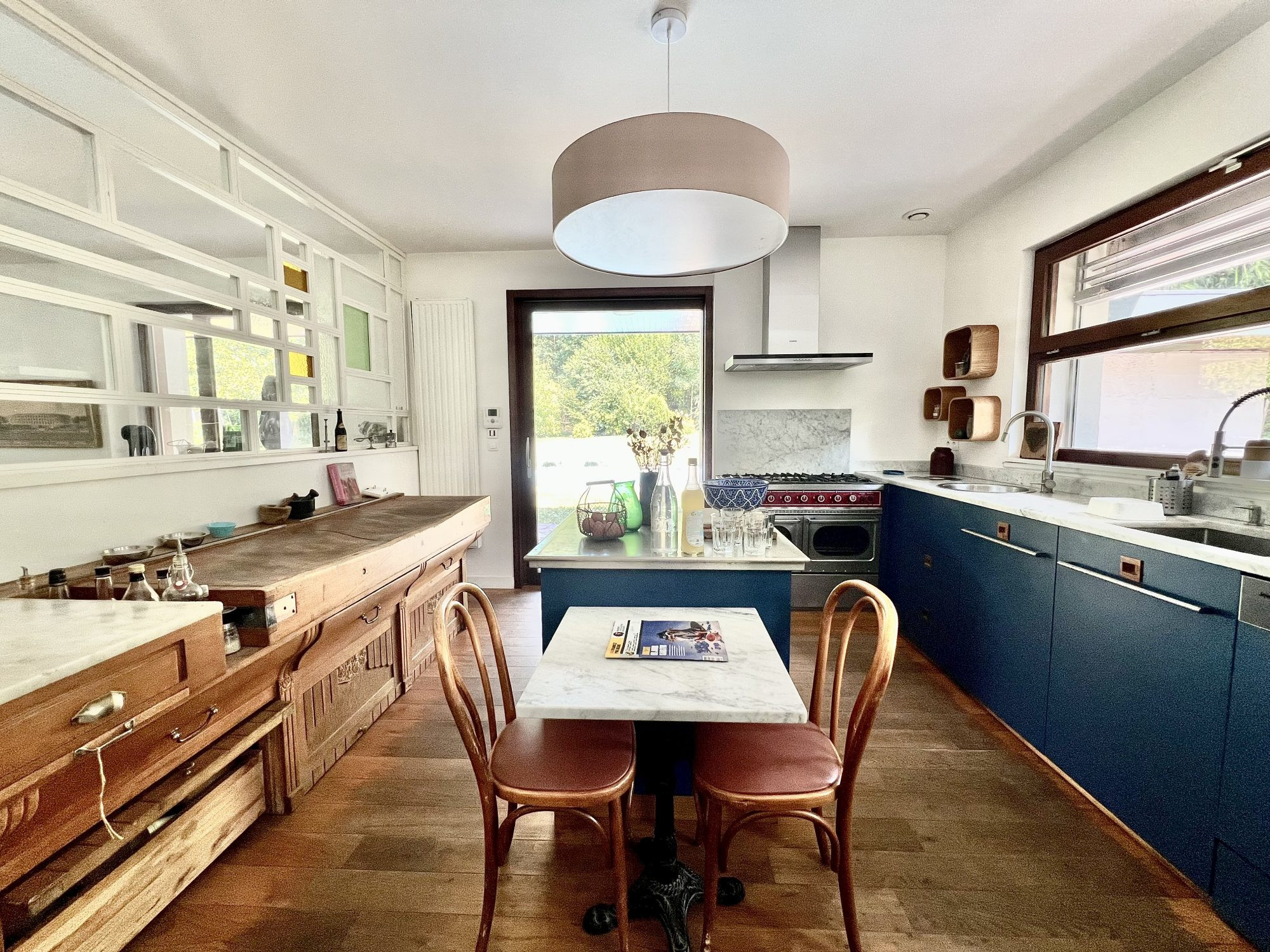 Maison à vendre à Cailloux-sur-Fontaines, 270 m²