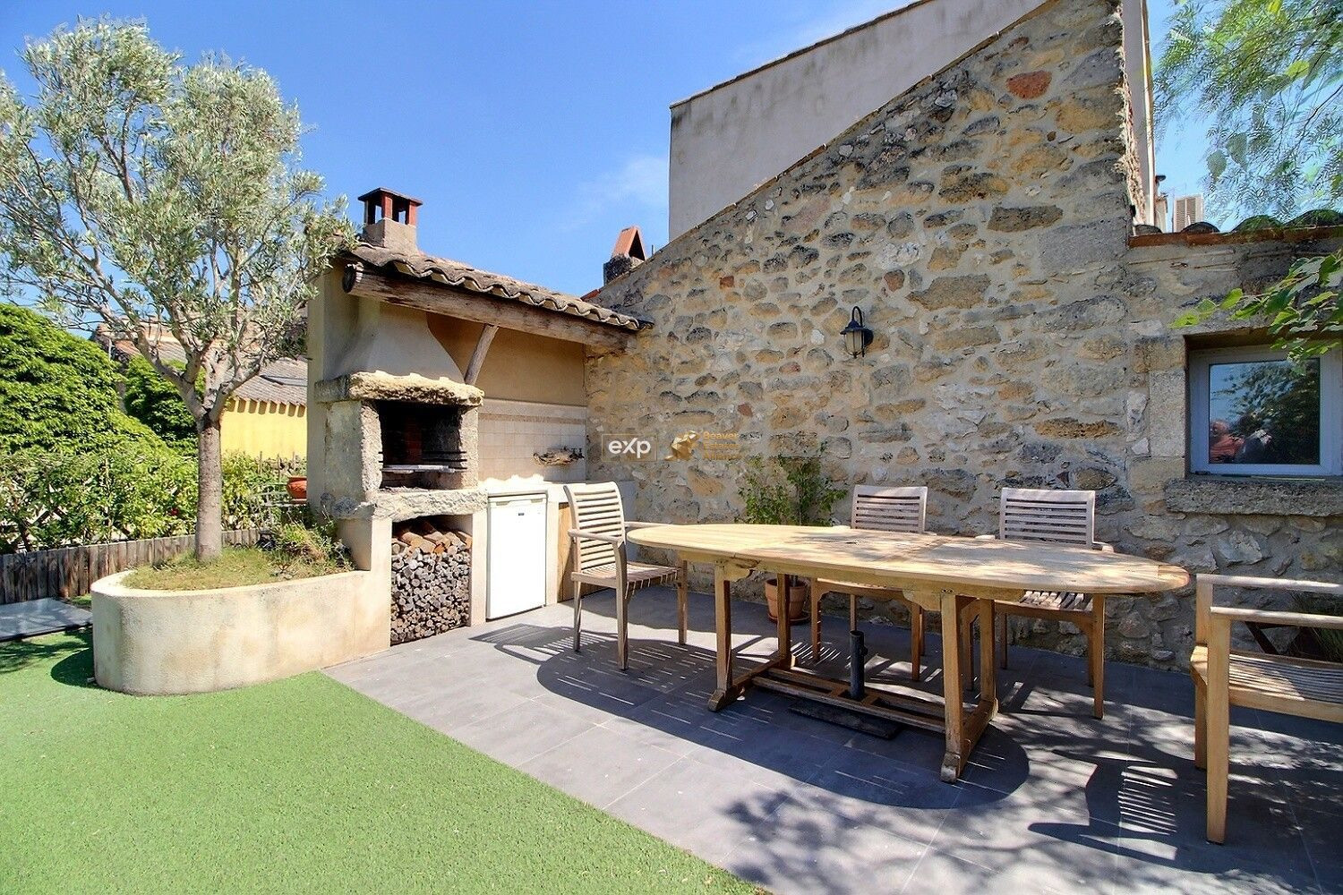 Maison à vendre à Alleins, 180 m²