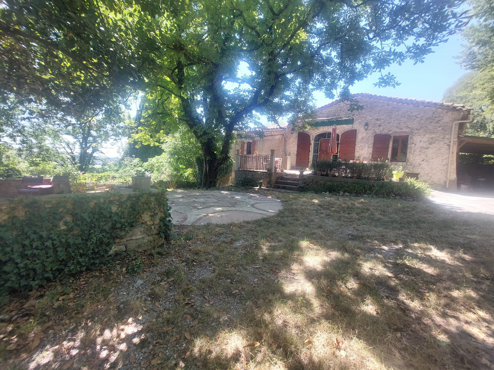 Maison à vendre à Boisset-et-Gaujac, 130 m²