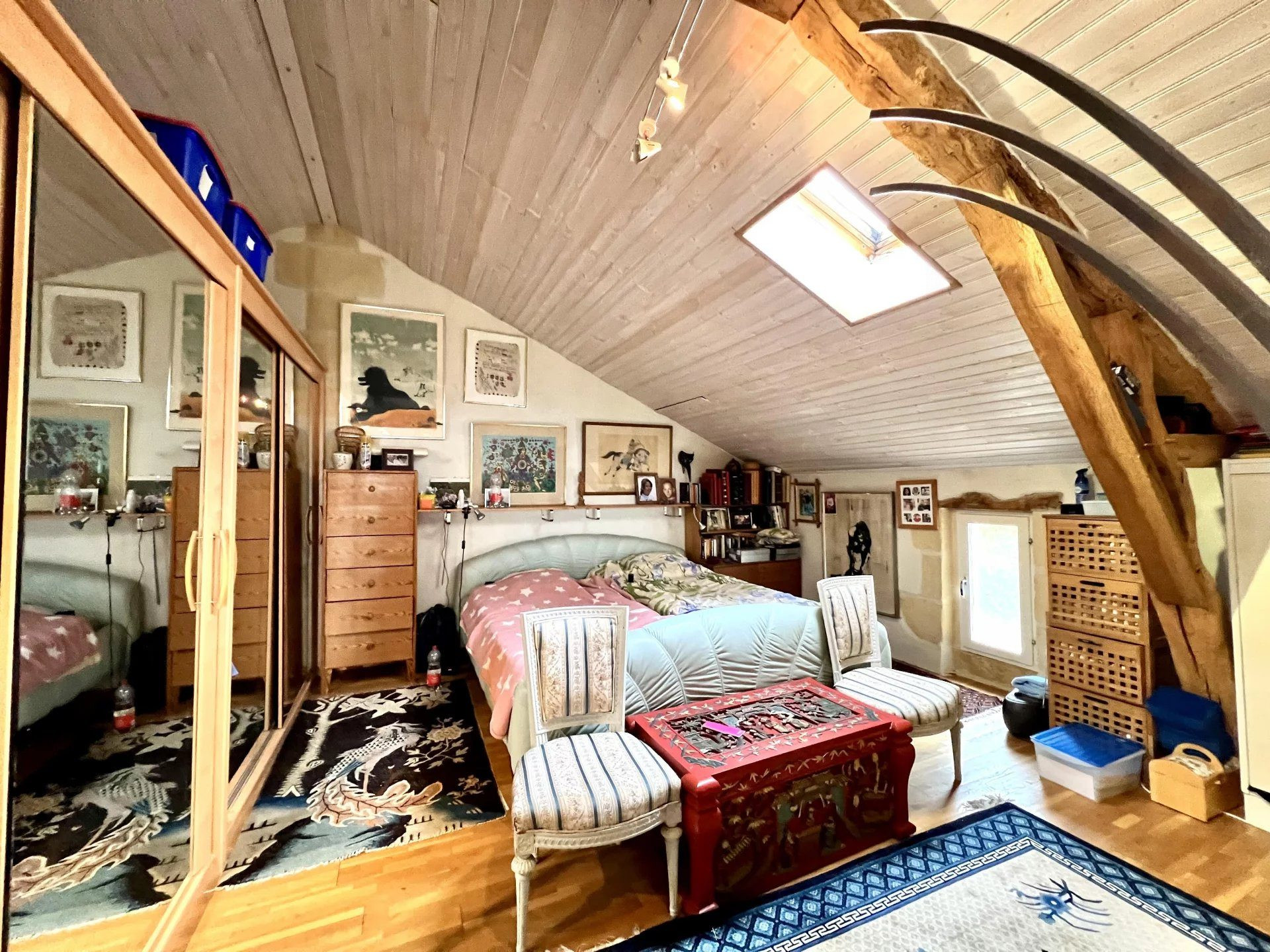 Peaceful Property with Exceptional Views 5