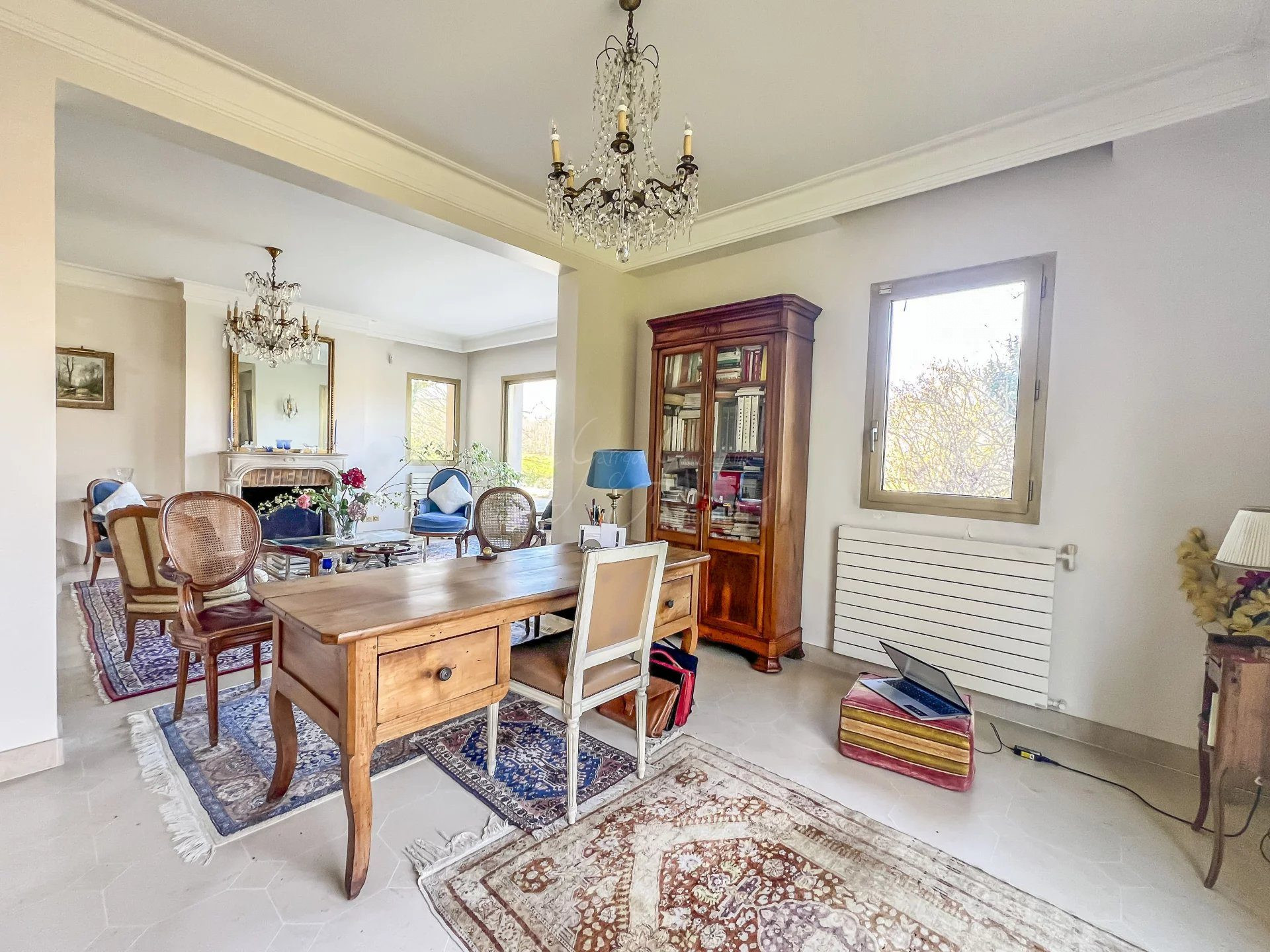 Maison à vendre à Magny-en-Vexin, 254 m²