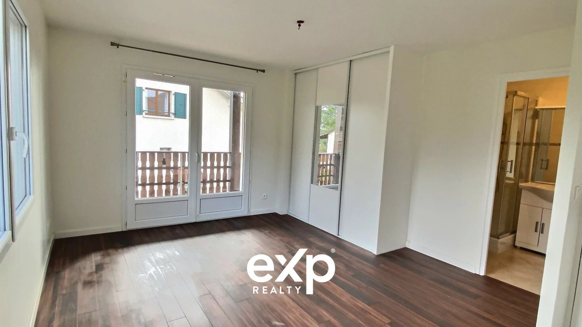 Maison à vendre à Messery, 331 m²