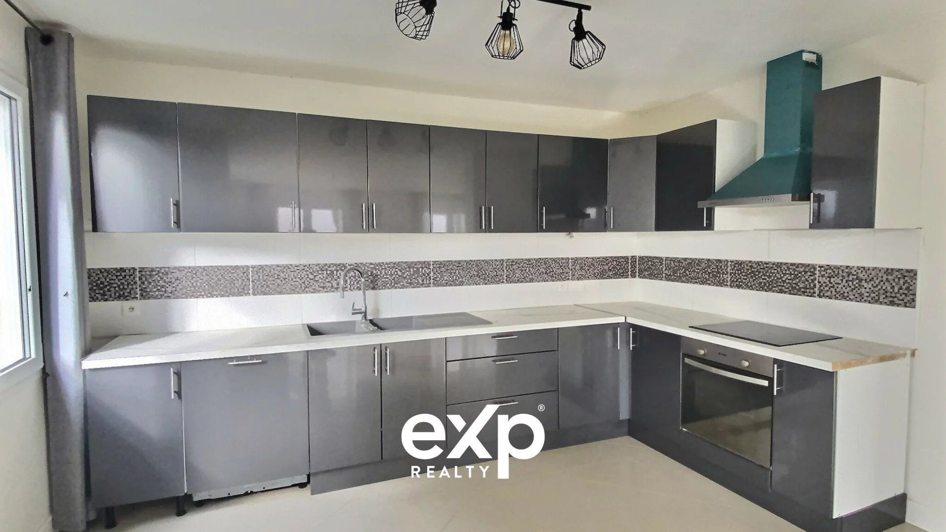 Ready-to-Live House in Messery 5