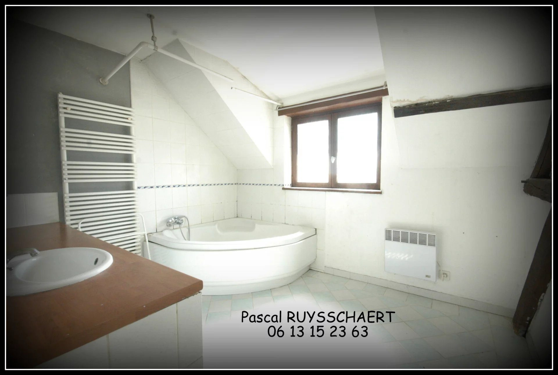Dpt Seine-et-Marne (77) Secteur Sud Provins, Maison Briarde Type 5/6 110 m2 terrain 370 m2