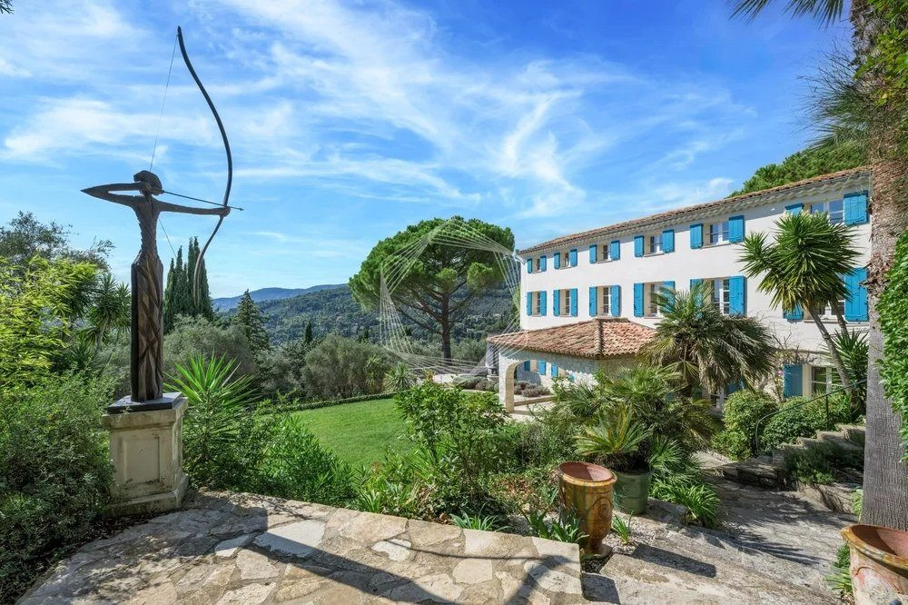 Luxury Renovated Bastide in the Cannois Hinterland