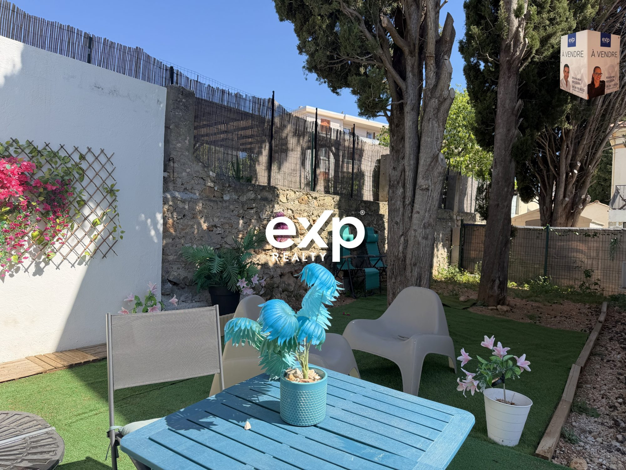 Maison - villa T4 - garage - terrasse - jardin / quartier Bonnes herbes
