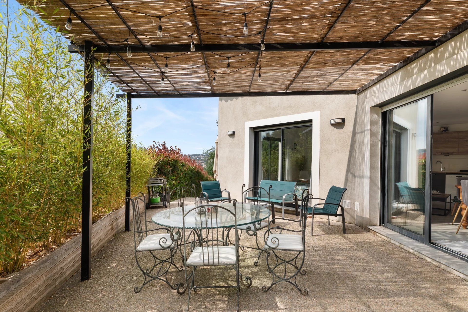 Maison 9 pièces 222 m² · à Vallauris · 222 m² · 2 450 000 €