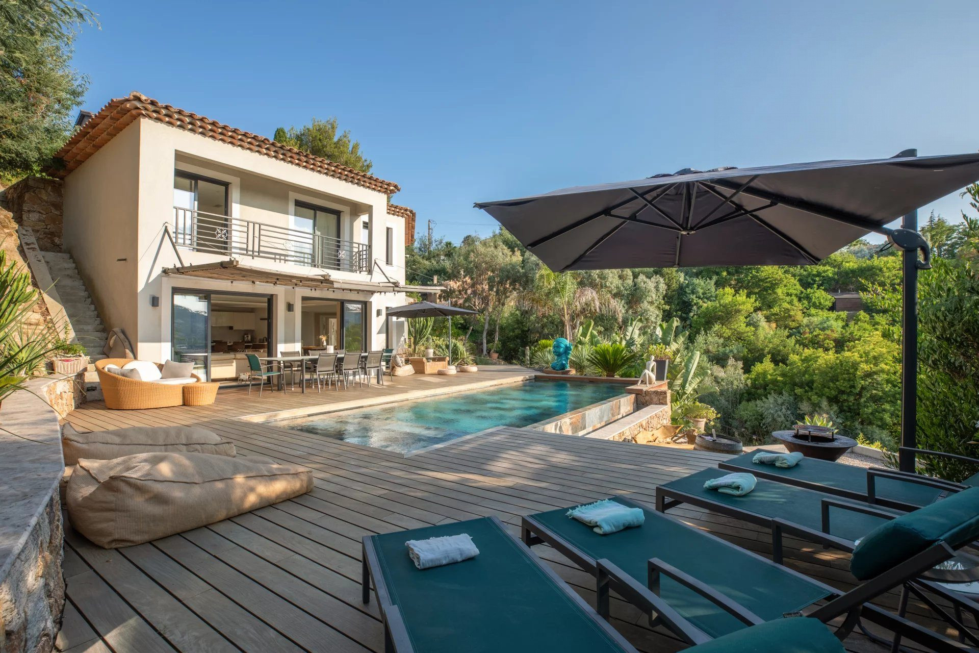 Maison à vendre à Vallauris, 222 m²