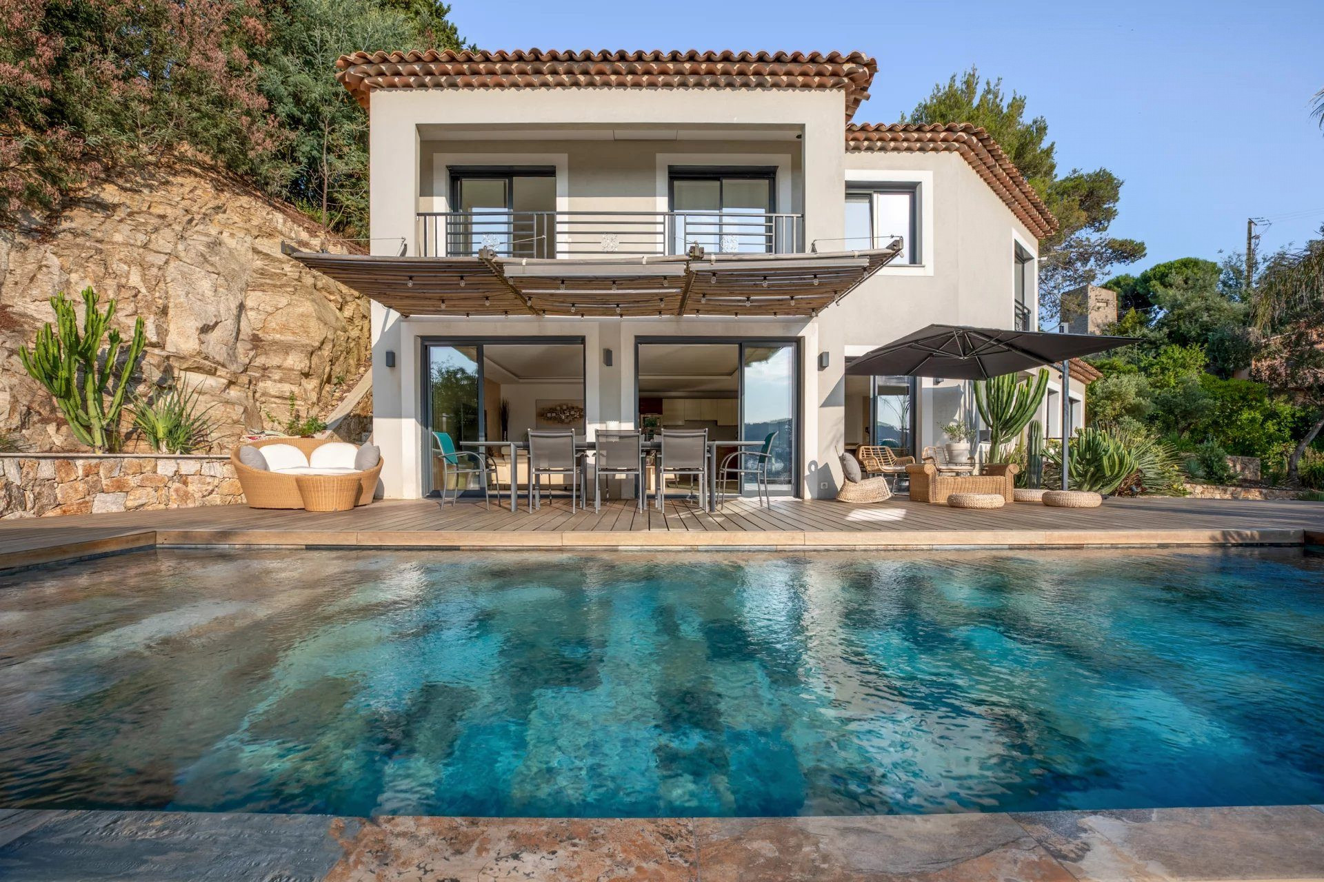 Maison à vendre à Vallauris, 222 m²