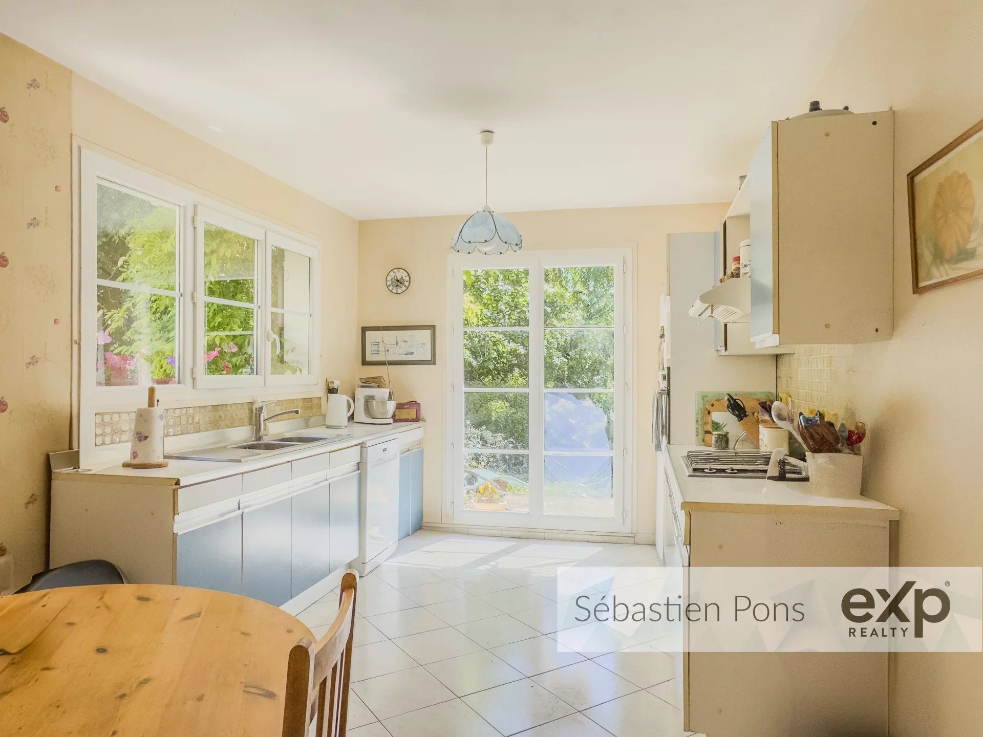 Maison 8 pièces 230 m² · à Chavenay · 230 m² · 725 000 €