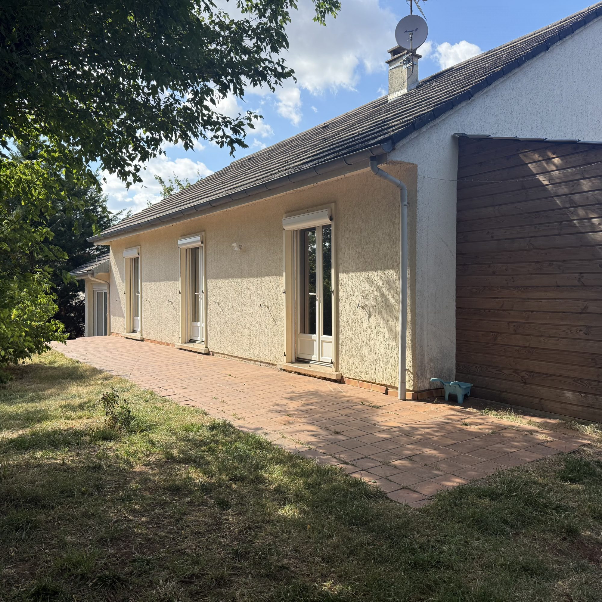 Maison à vendre à Montrozier, 110 m²