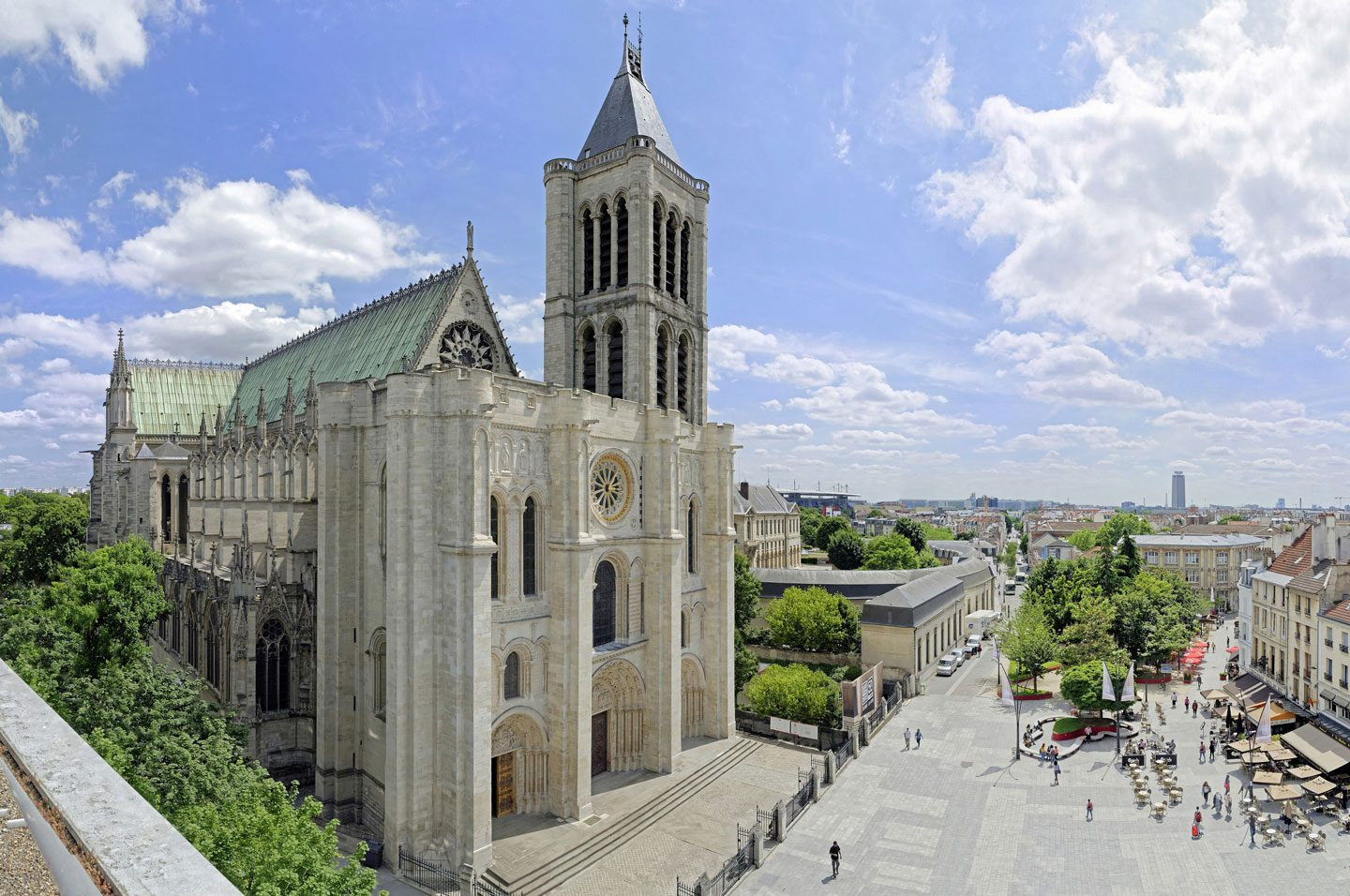 Maison 6 pièces 137 m² · à Saint-Denis · 137 m² · 417 000 €