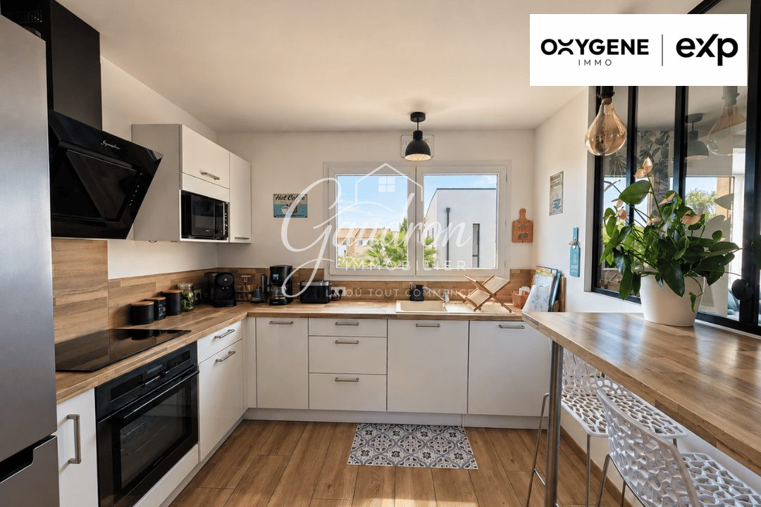Maison à vendre à Sainte-Marie-la-Mer, 124 m²