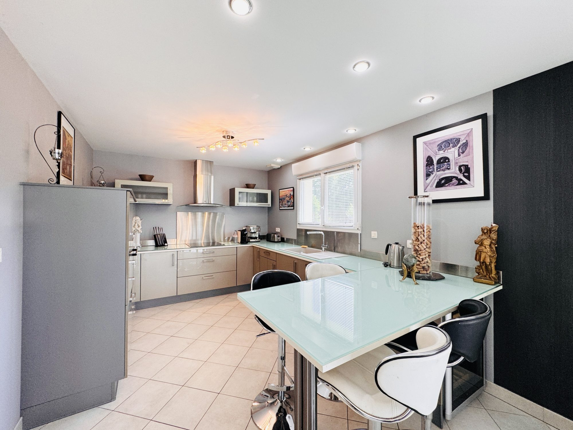 Maison à vendre à Novillars, 134 m²