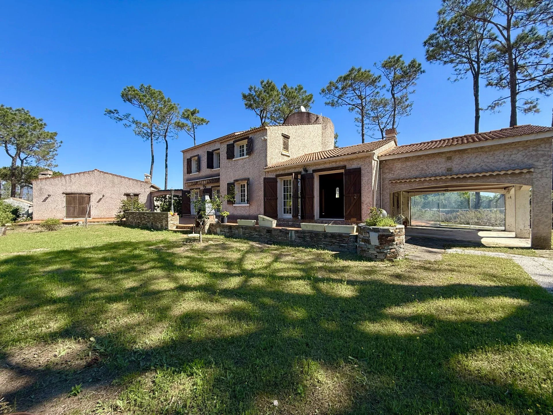 House for sale in Furiani, 204 m²