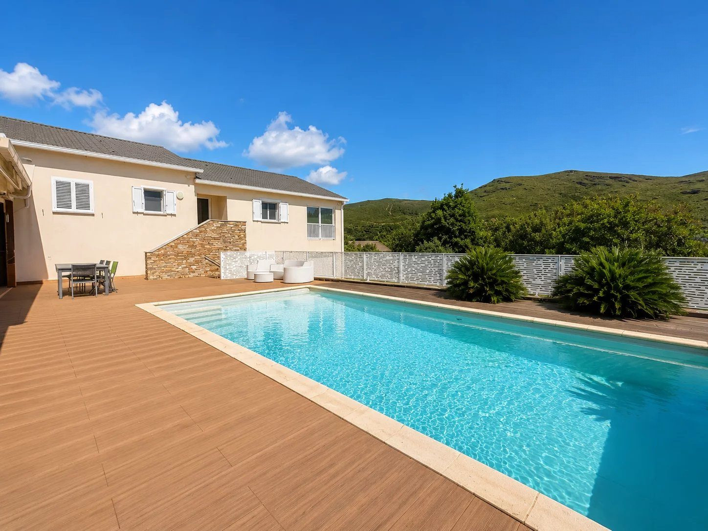 Maison à vendre à Sisco, 197 m²
