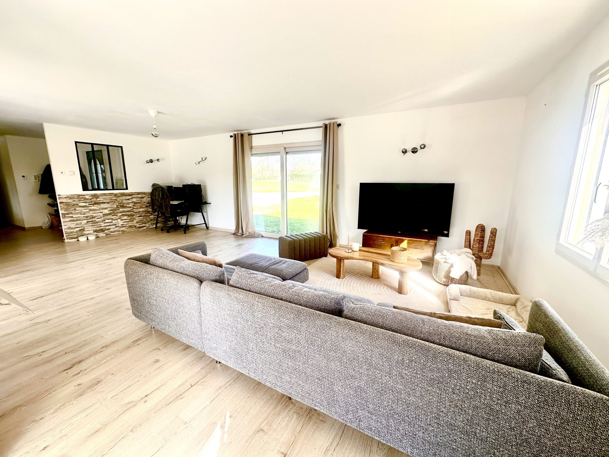 Maison à vendre à Saint-Vincent-de-Paul, 200 m²