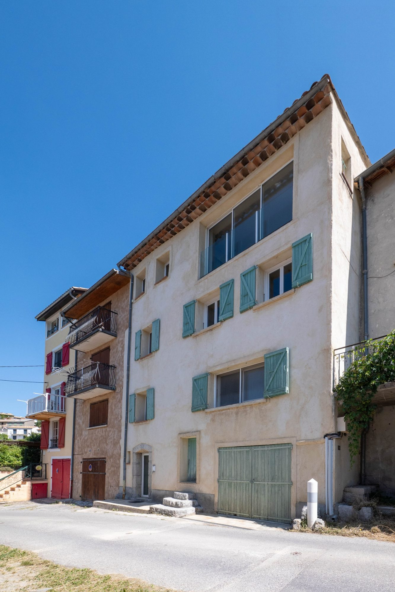Maison à vendre à Saint-Julien-du-Verdon, 225 m²