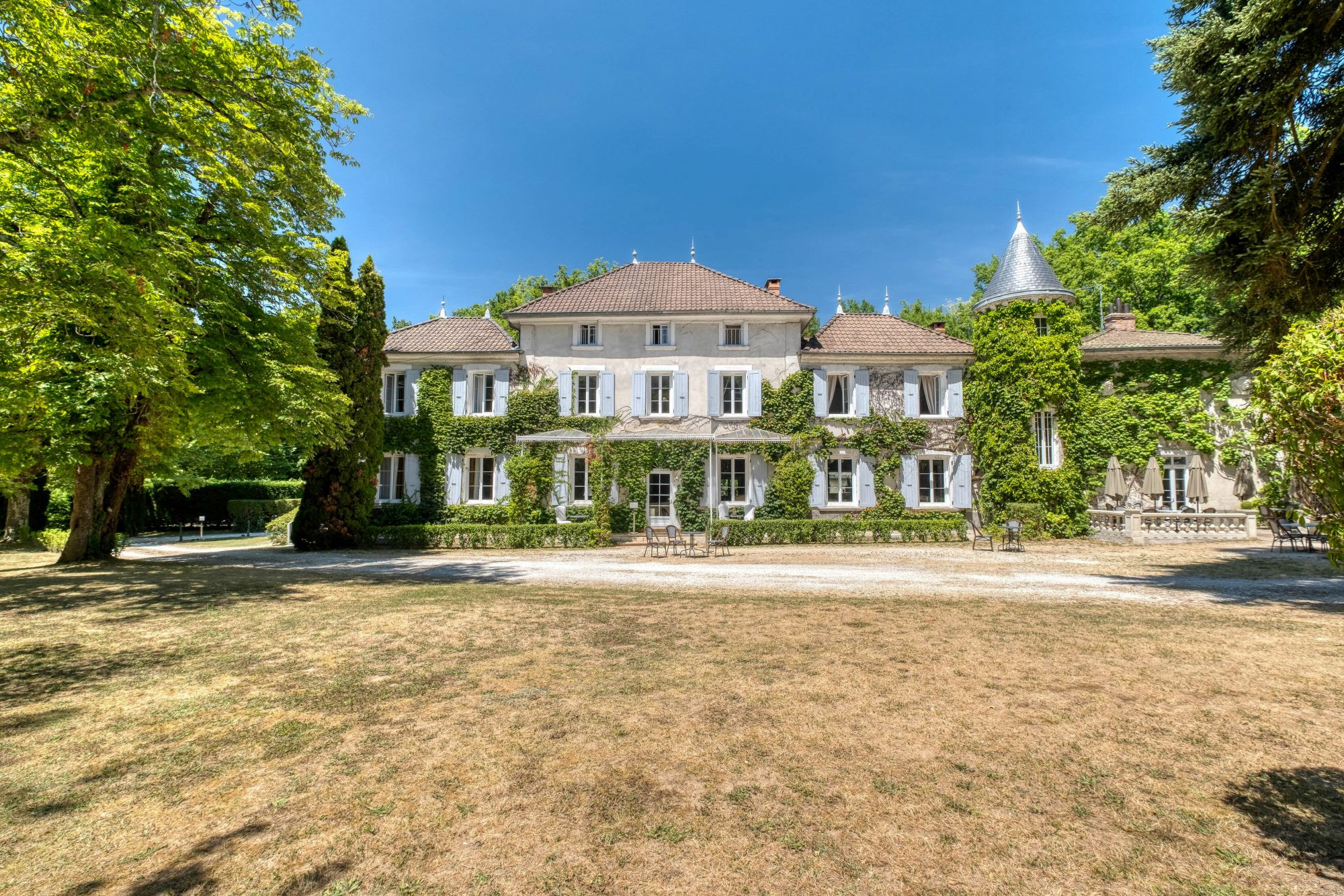 domaine d'exception aux portes des Alpes, entre Lyon et Grenoble
