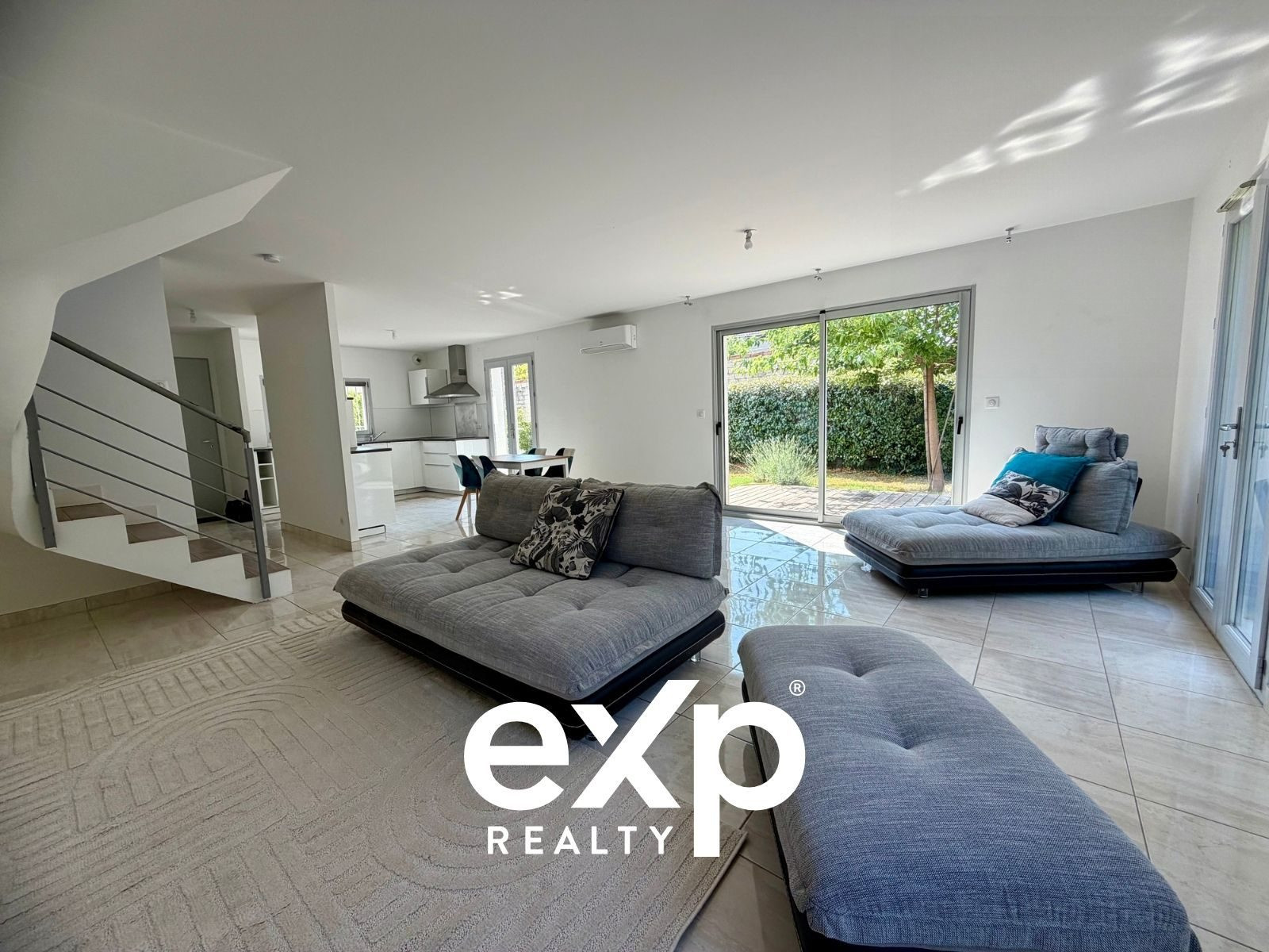 Maison à vendre à Peyrolles-en-Provence, 109 m²