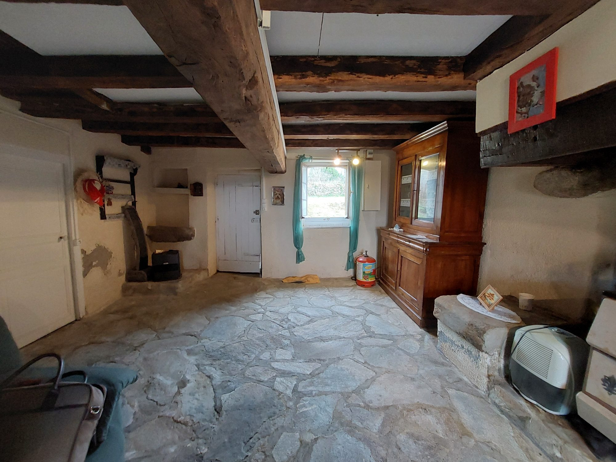 Maison à vendre à Folles, 73 m²