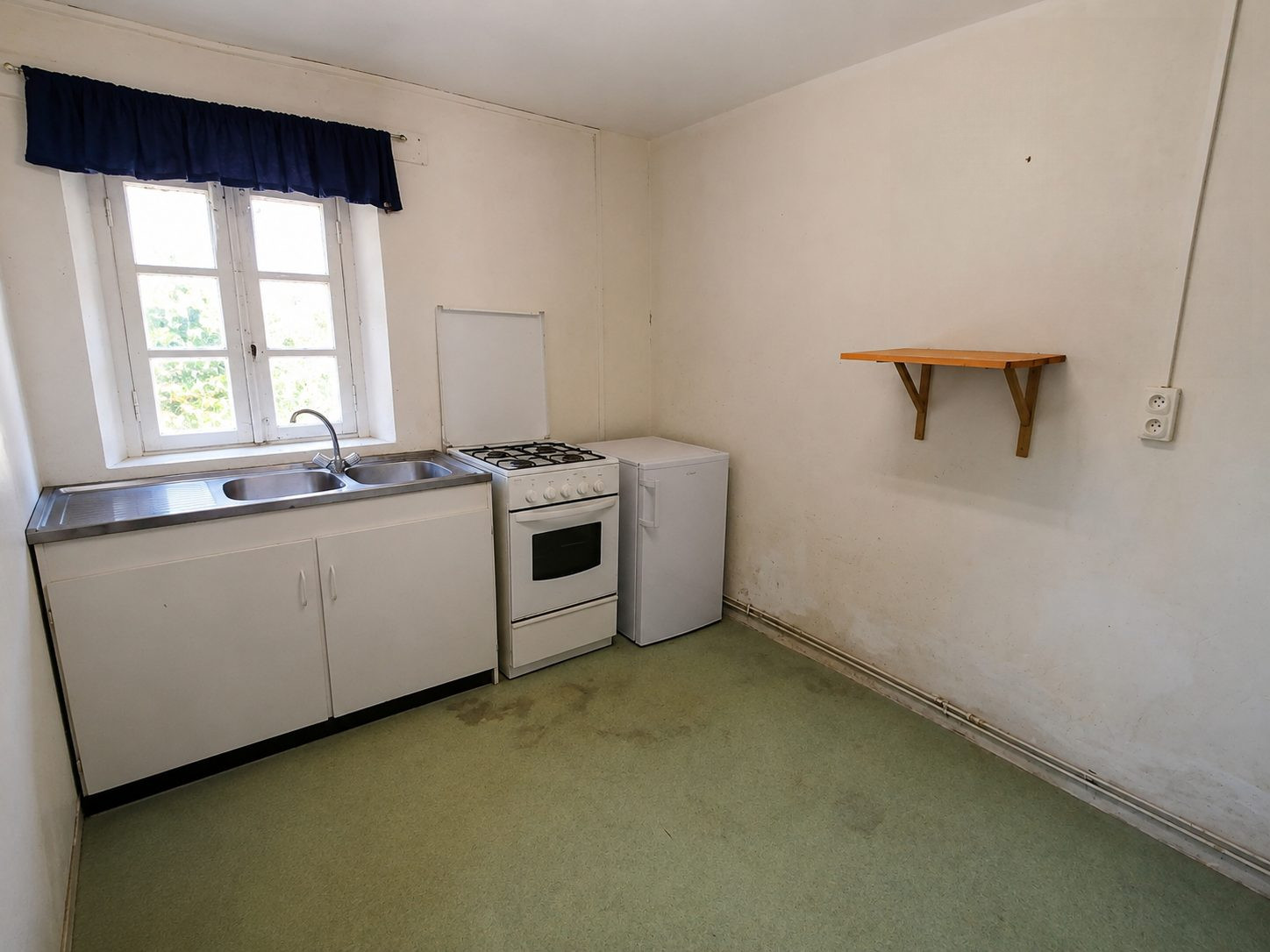 Maison à vendre à Folles, 73 m²