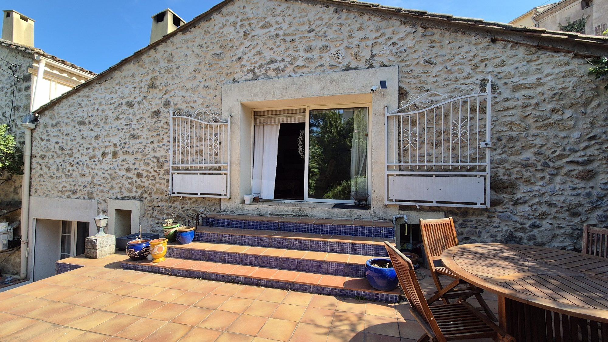 Maison dans Pouzolles